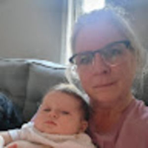 Meet your Posher, Dana